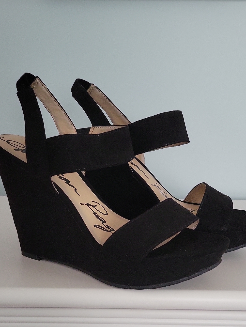 Black Women’s Wedge Sandals - Classic Strappy Design